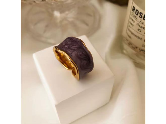 Anillo morado